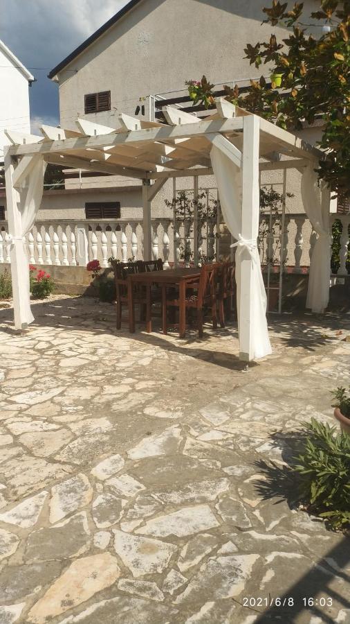 Diklo Beach Apartments Robert & Renata ซาดาร์ ภายนอก รูปภาพ