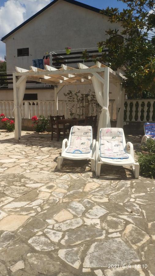 Diklo Beach Apartments Robert & Renata ซาดาร์ ภายนอก รูปภาพ