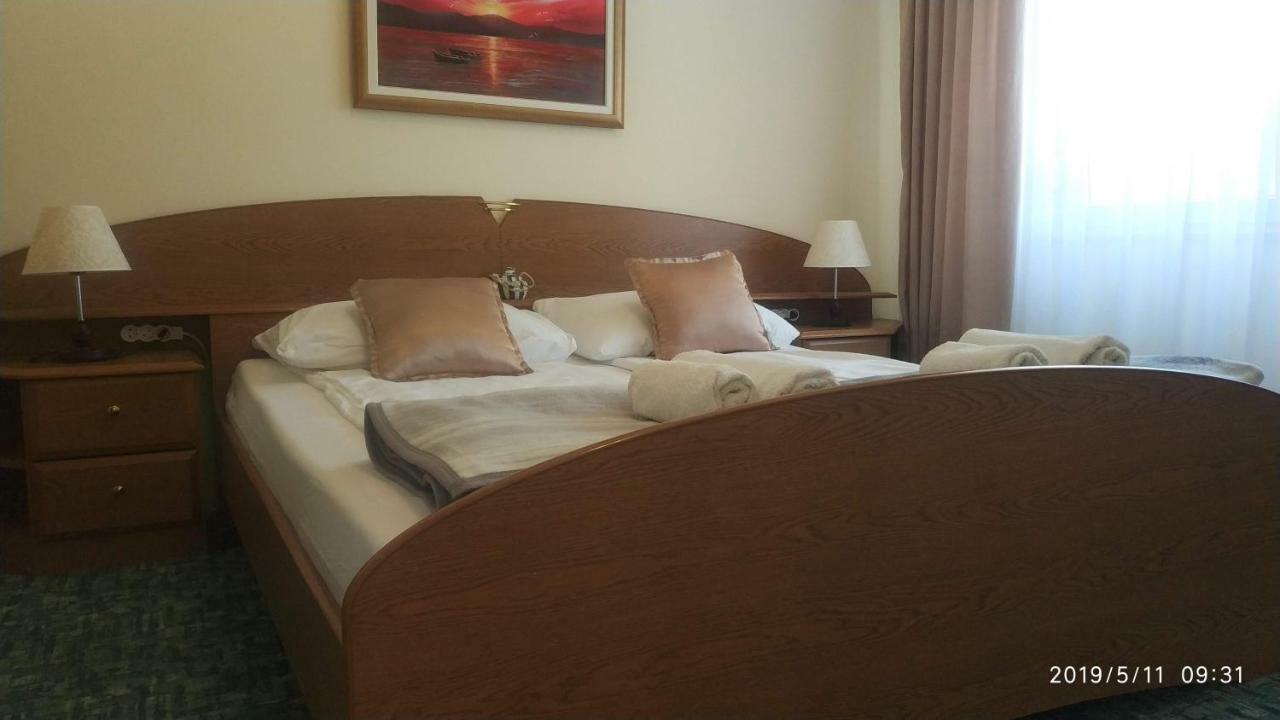 Diklo Beach Apartments Robert & Renata ซาดาร์ ภายนอก รูปภาพ
